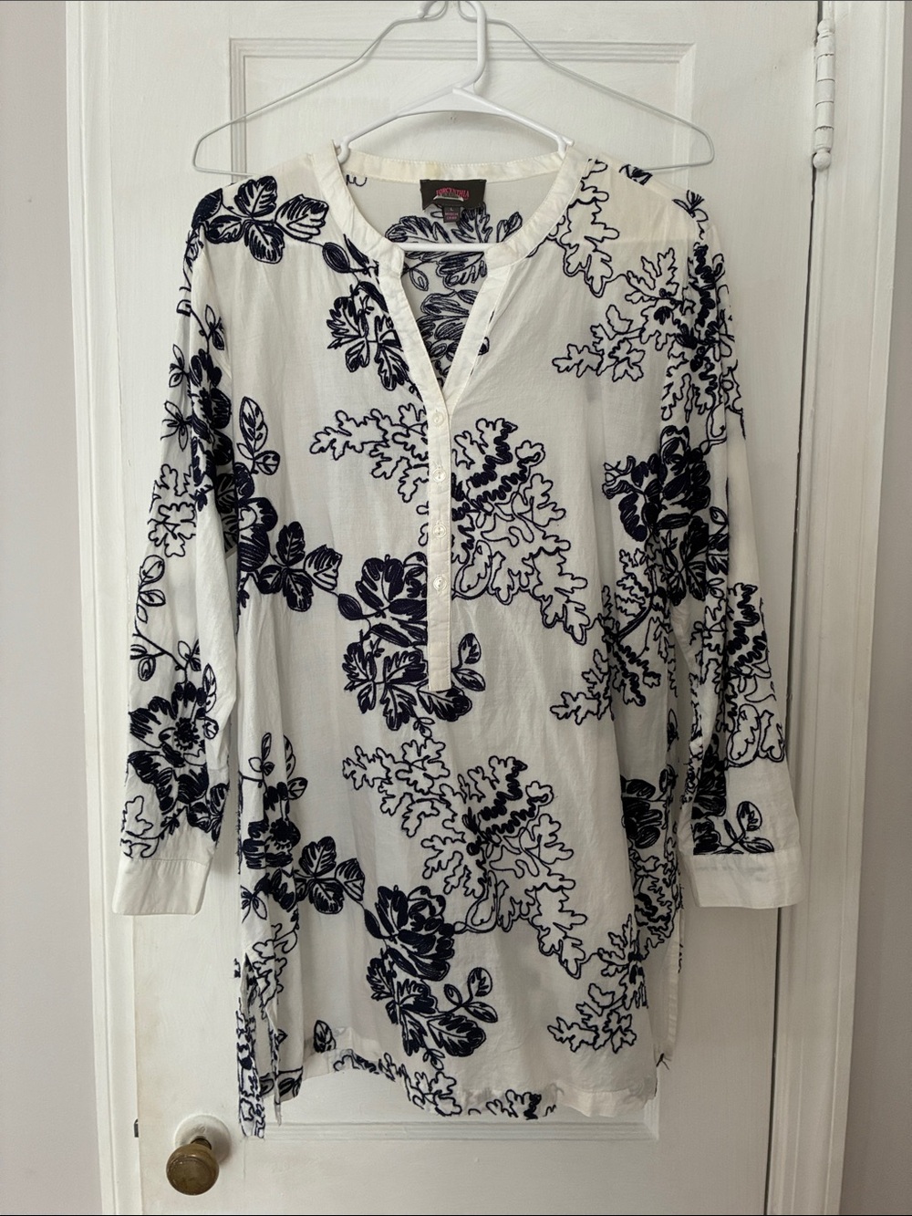 For Cynthia White Tunic with Navy Floral Print